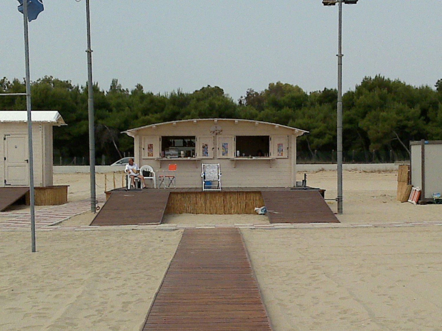 Residence Nettuno Campomarino  Buitenkant foto